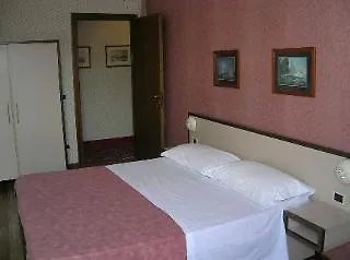 Hotel Versailles Roma
